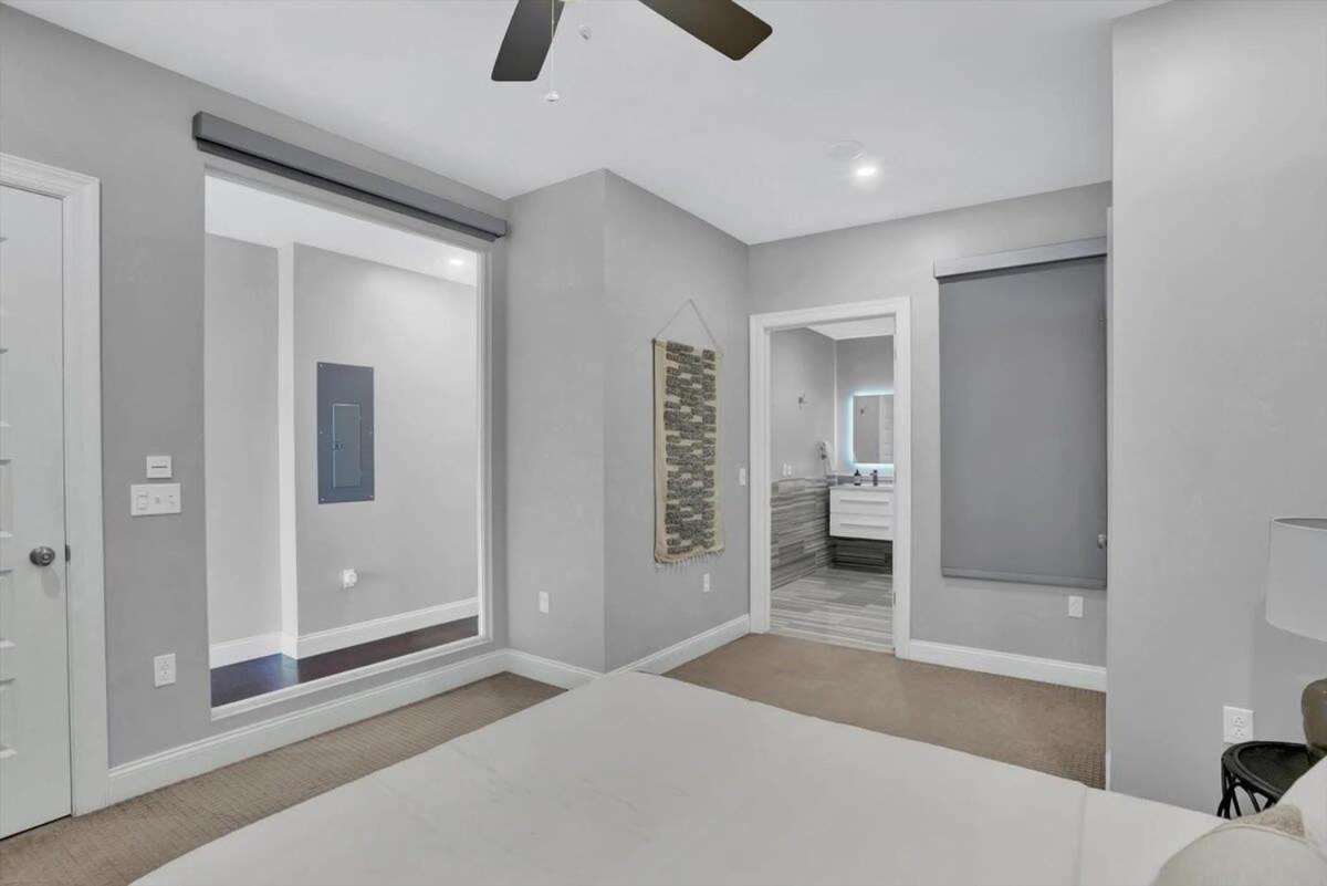 Cozysuites Posh 1Br, Ppg Paints Arena, Pitts Pittsburgh Bagian luar foto